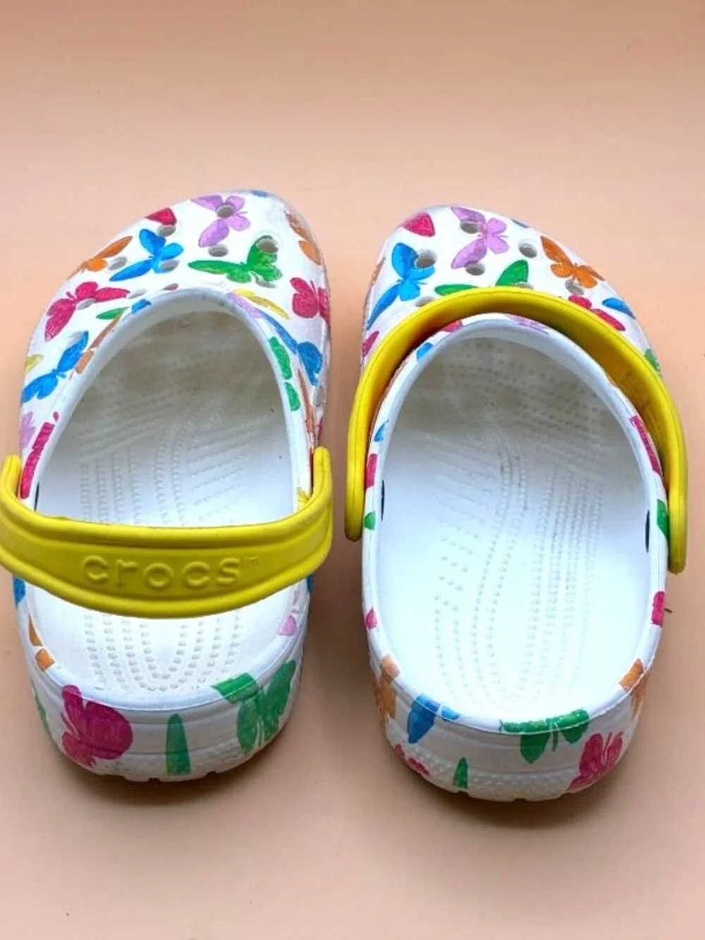 Crocs Classic Vacay Vibes Clog White Butterfly Print Kids Unisex sz J3 206351